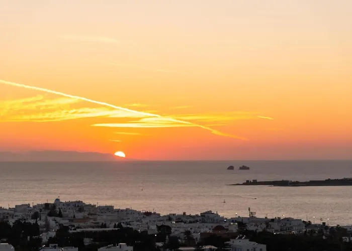 Panos Luxury Парос