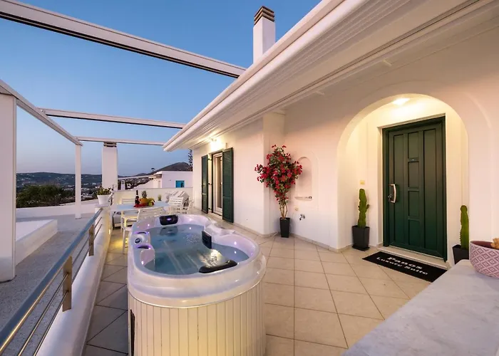 Panos Luxury Villa *